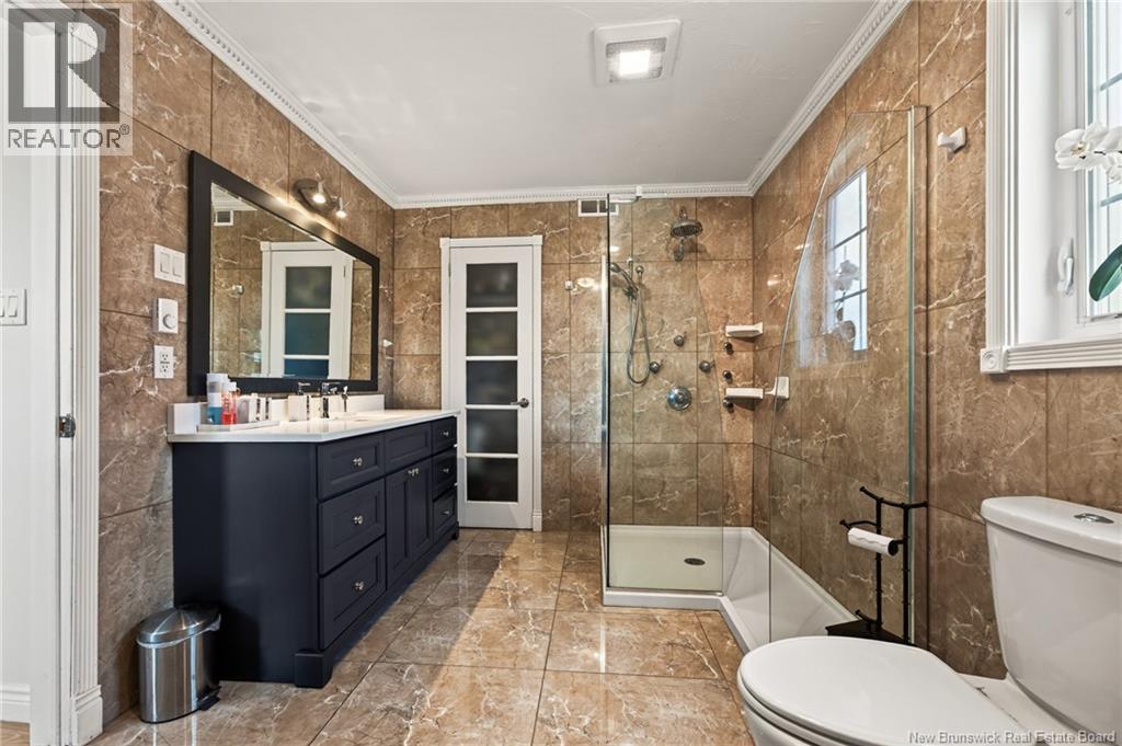 338 Vanier - Image 23