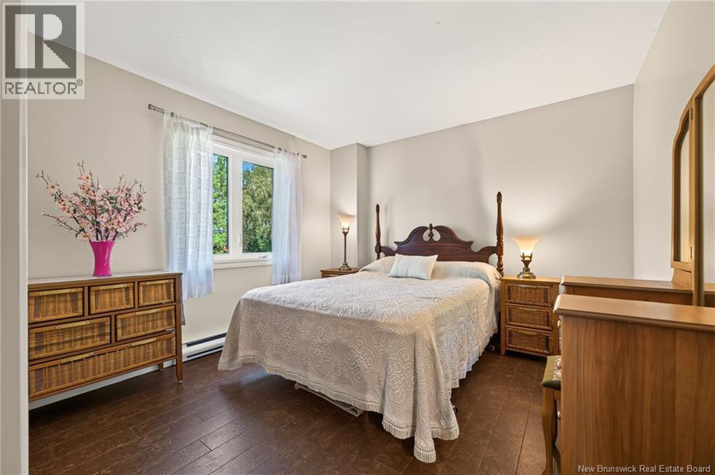 338 Vanier - Image 27