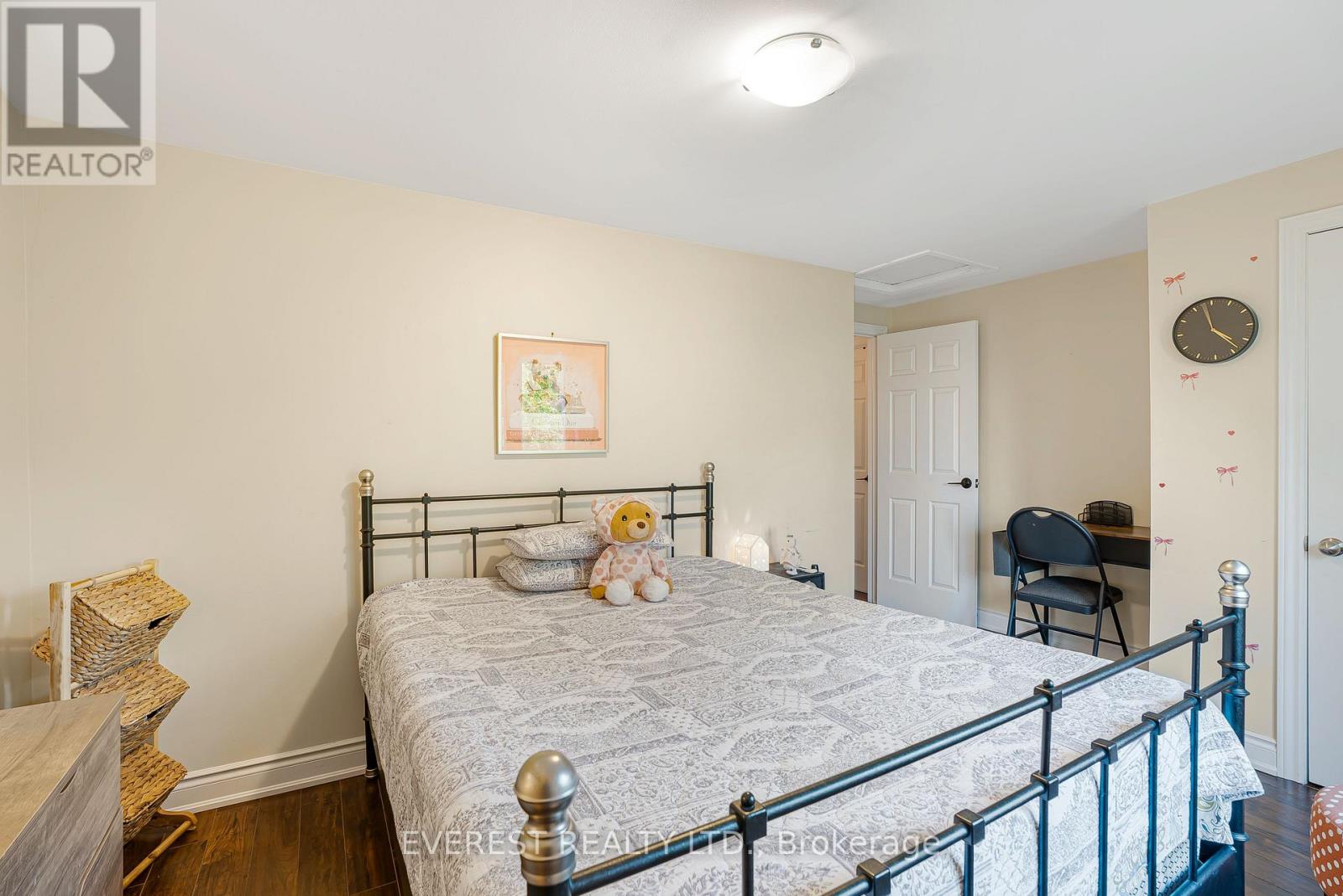 228 MICHAEL BOULEVARD - 17