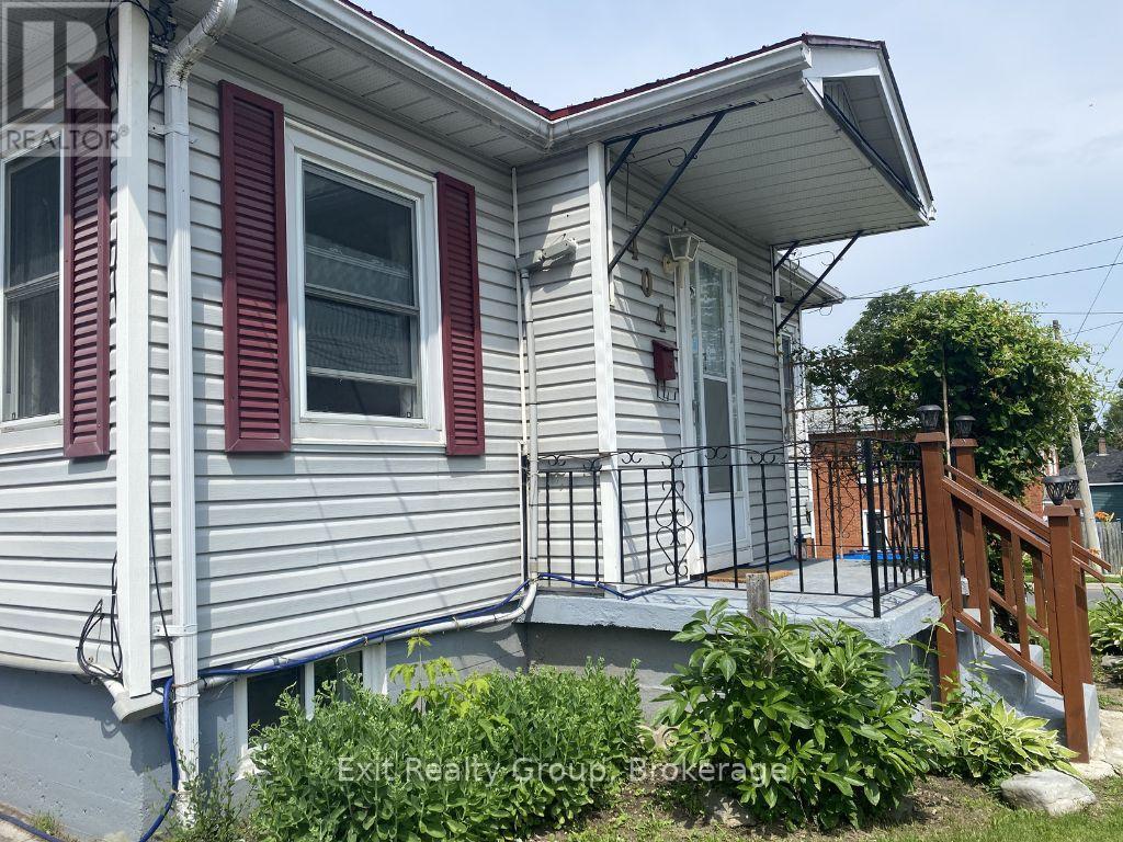 404 BLEECKER AVENUE - Image 4