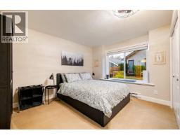 336 E 26th Street, North Vancouver, BC V7N1B1 Photo 10