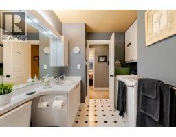 336 E 26th Street, North Vancouver, BC V7N1B1 Photo 15