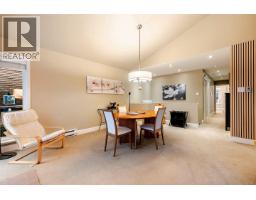 336 E 26th Street, North Vancouver, BC V7N1B1 Photo 9