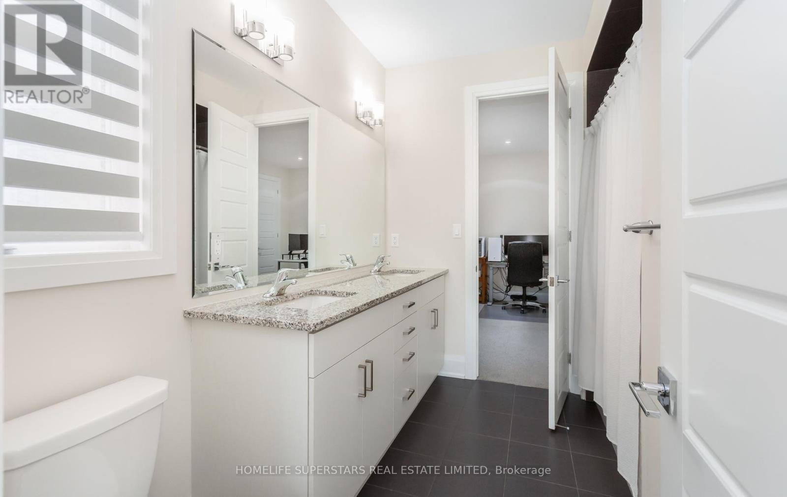 12 JOHN HENRY STREET - Image 25