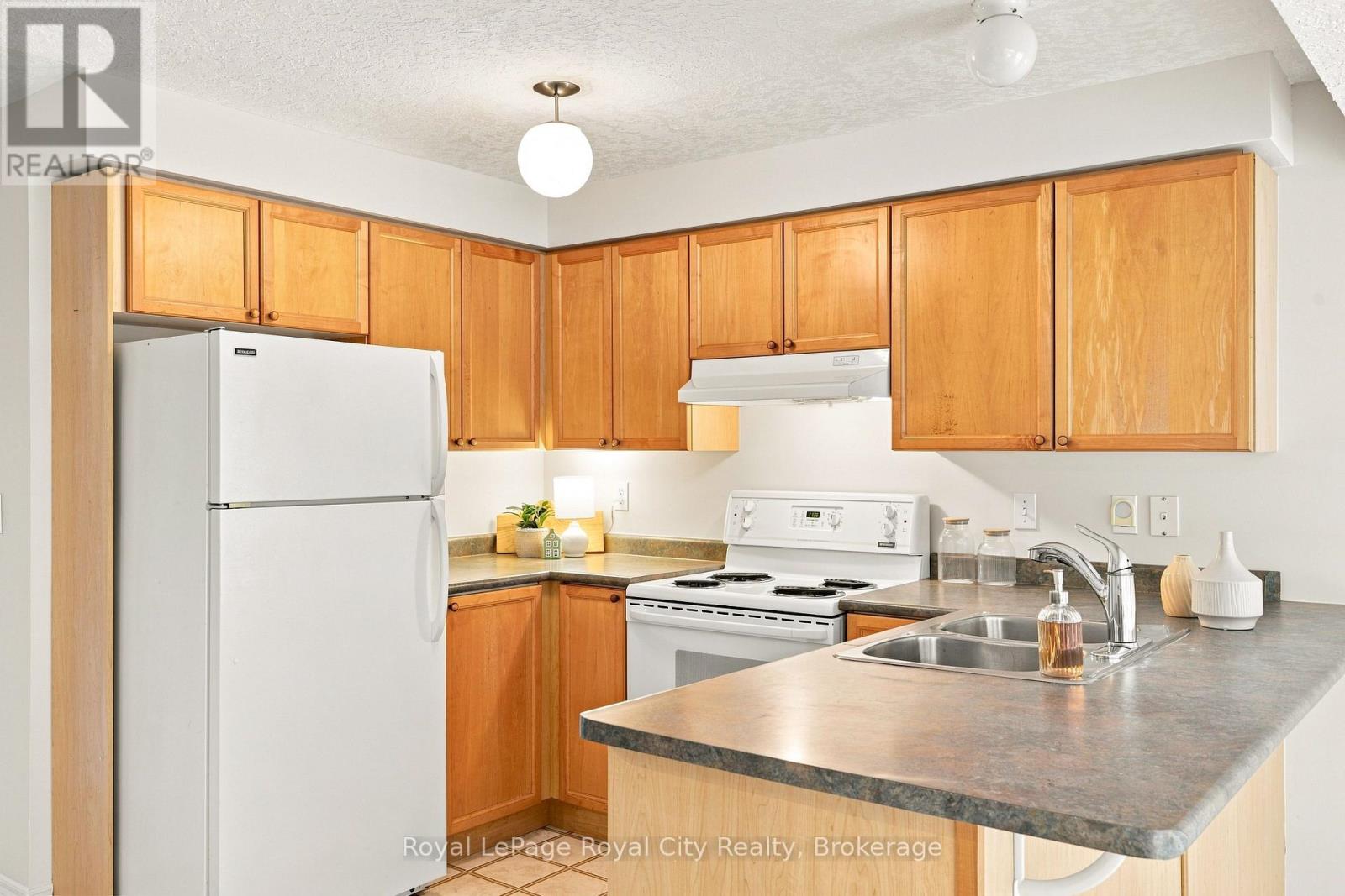 87 RODGERS ROAD - Image 10