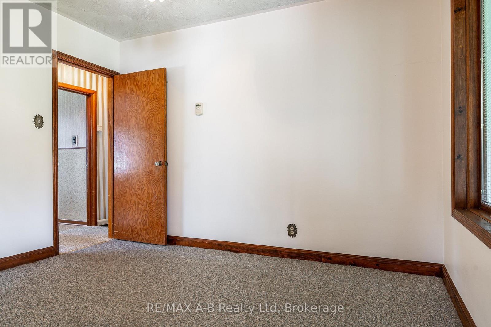 34 WARNER STREET - 19