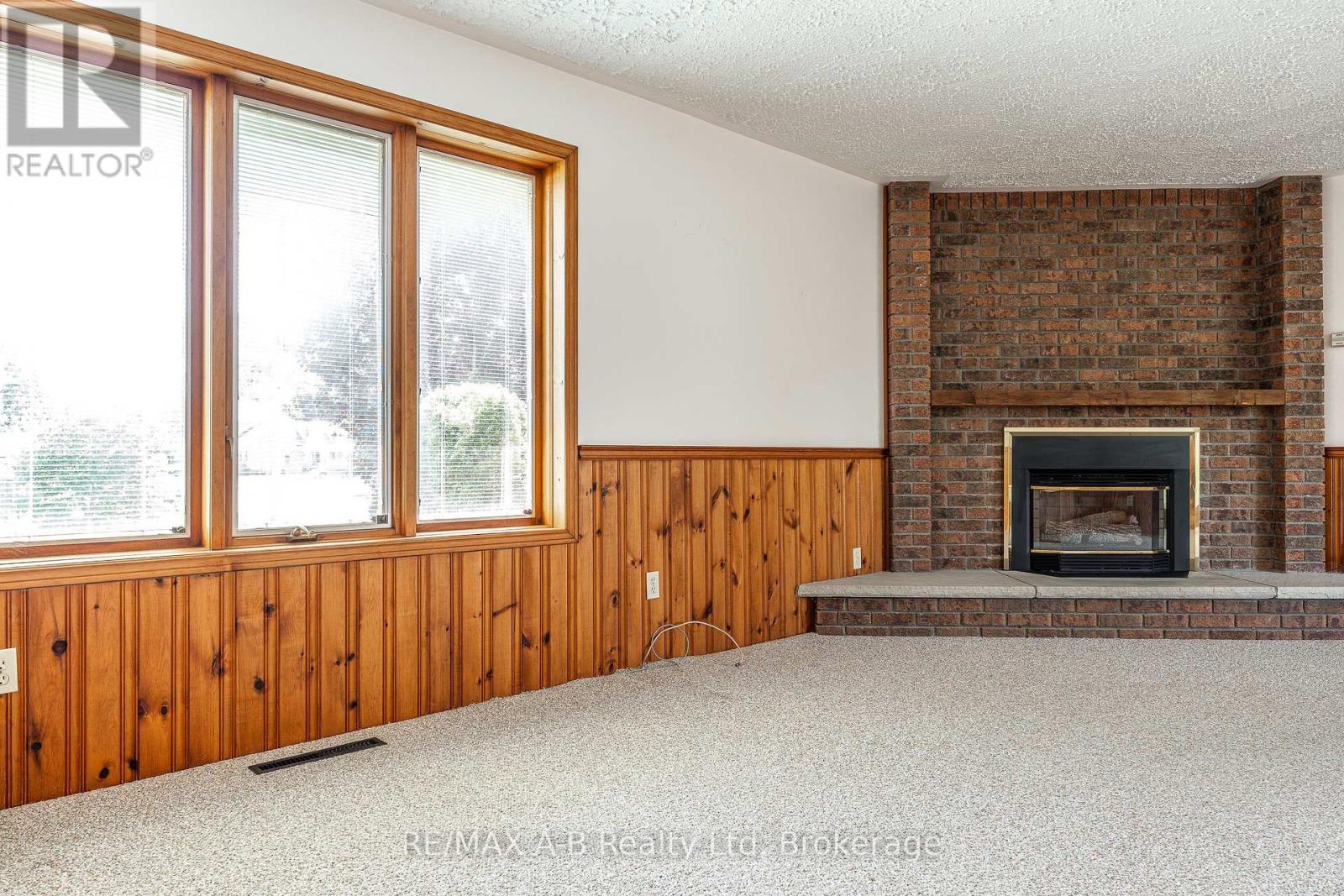 34 WARNER STREET - 24