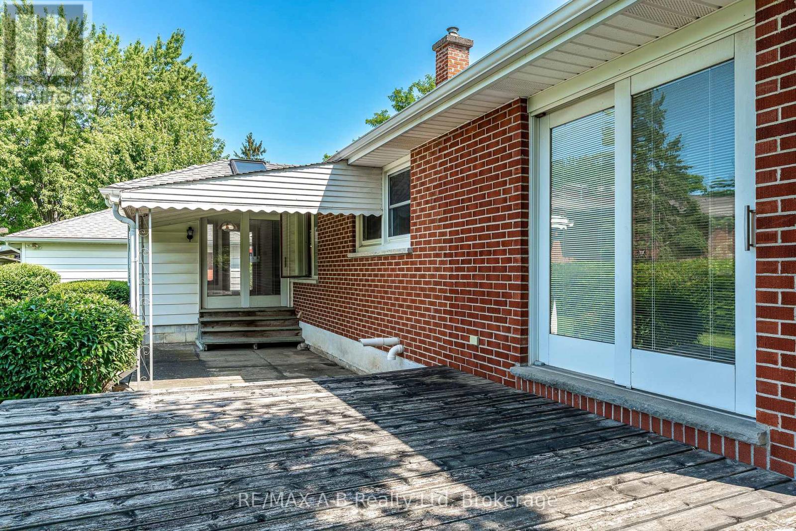 34 WARNER STREET - 38