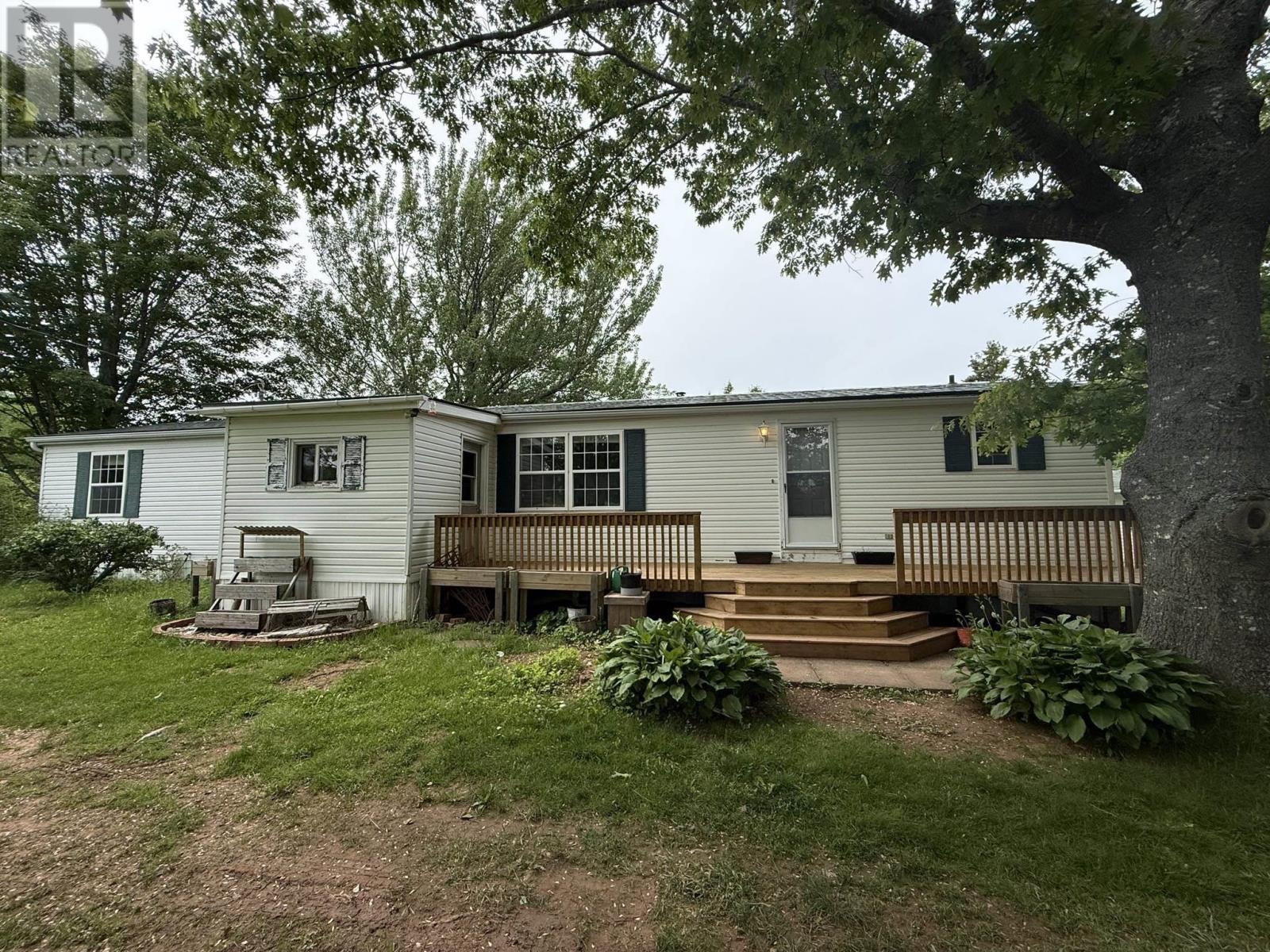 1061 Mountain Road
