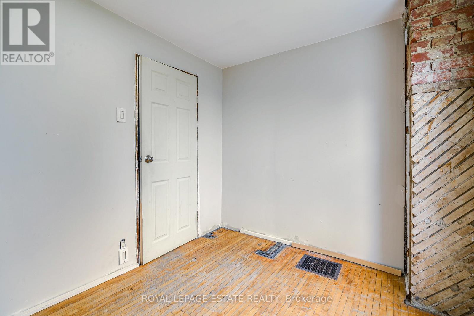 201 CHRISTIE STREET - 20