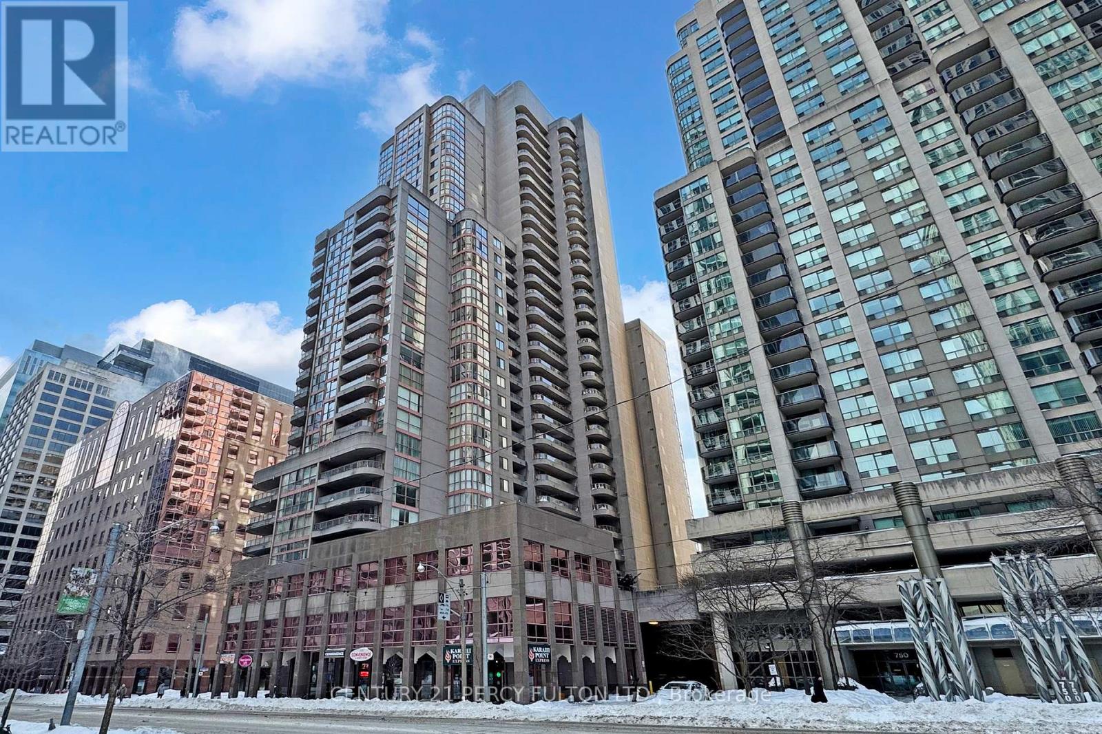 Photo of 736 Bay Street