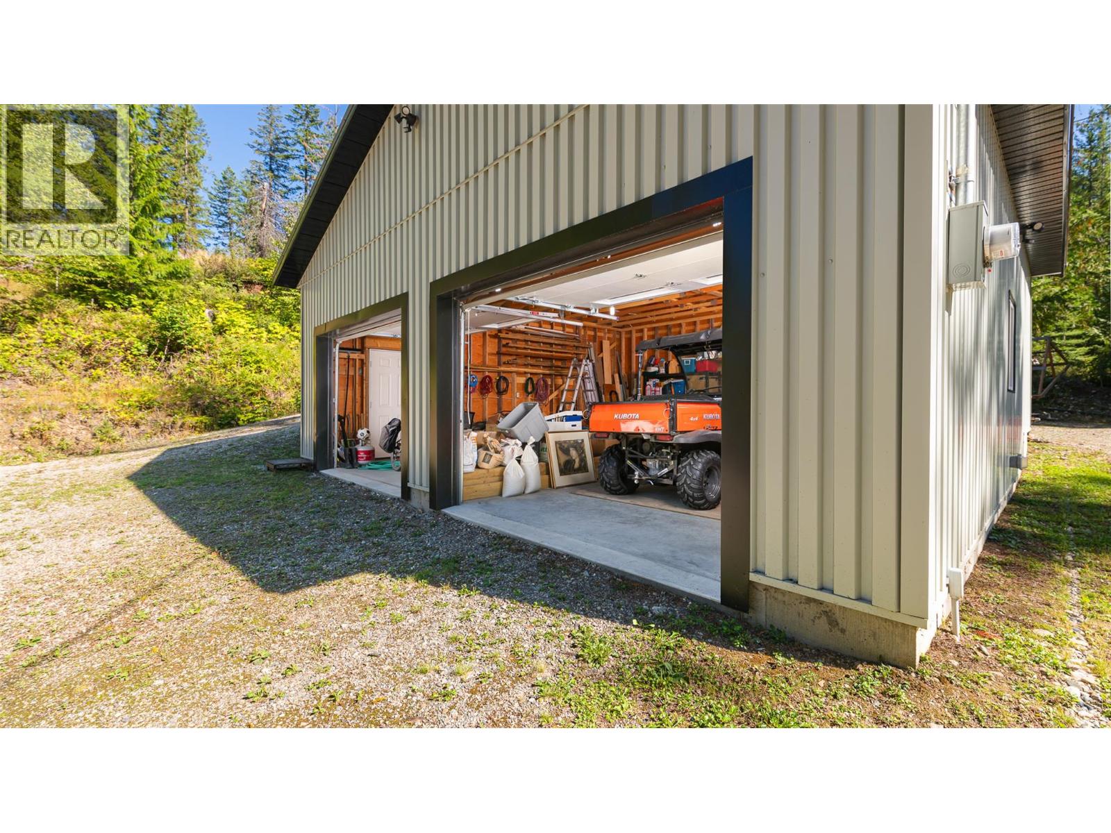 134 Riondel Road - 74