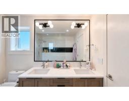 3214 W King Edward Avenue, Vancouver, BC V6L1V7 Photo 14