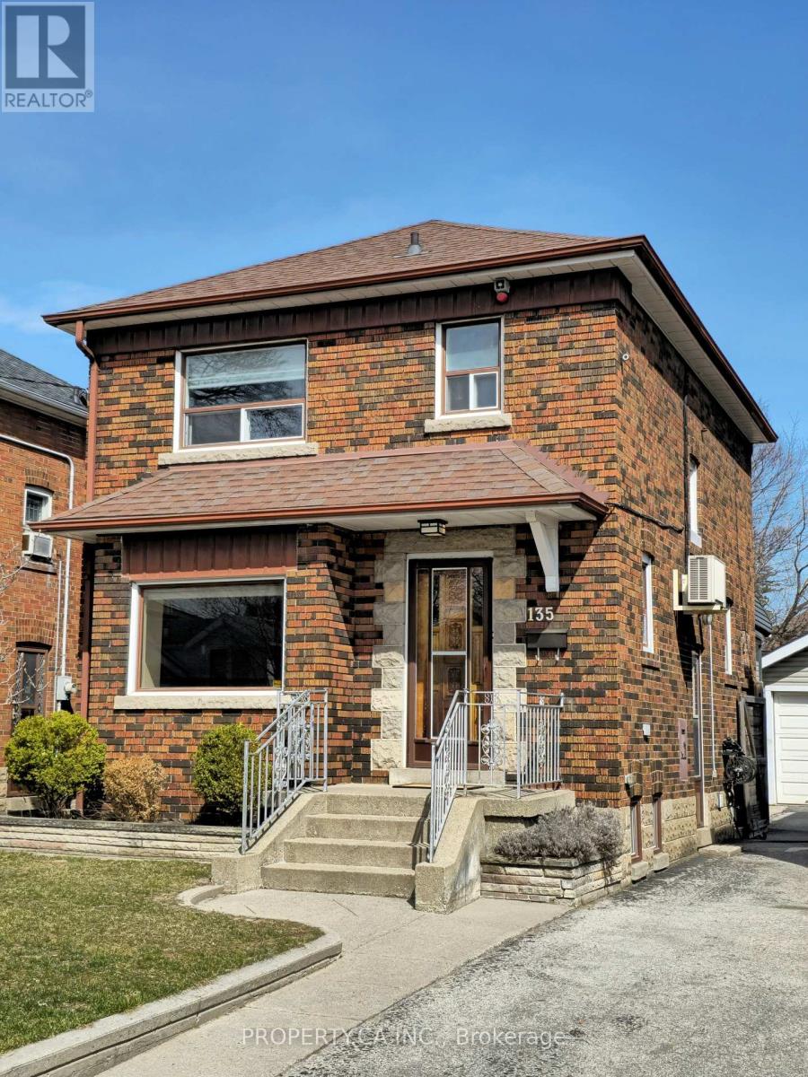 Photo of 135 Cadorna Avenue