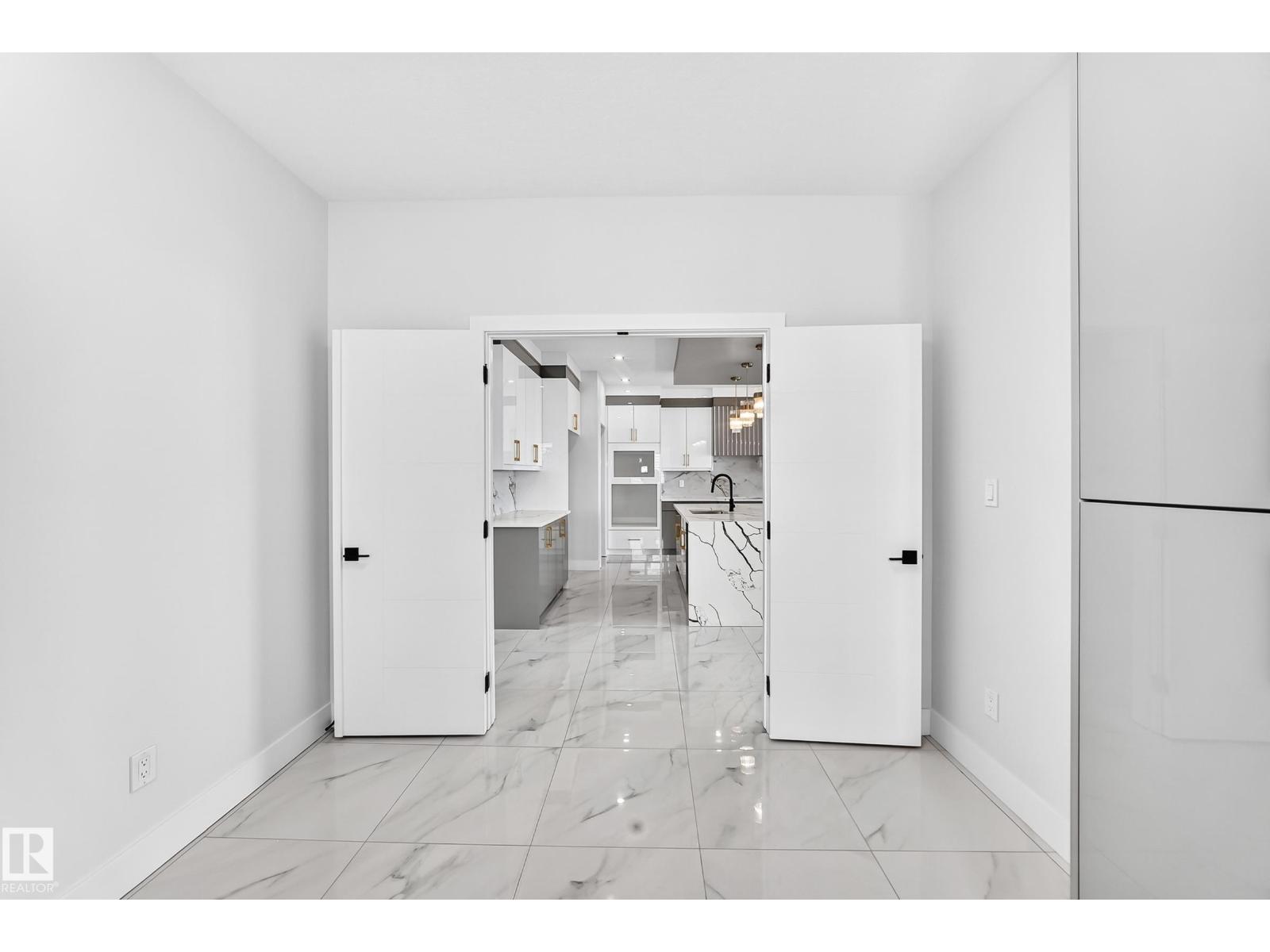 233 Crystal Creek - Image 7