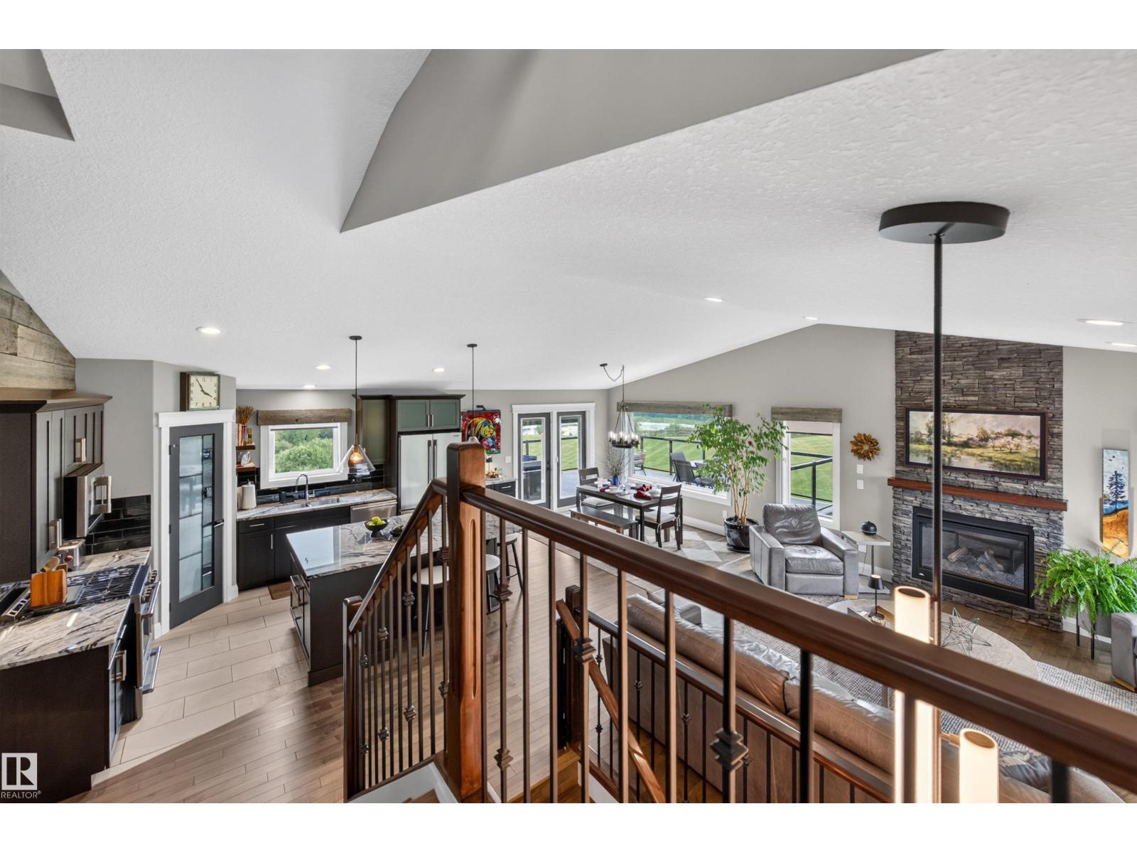 373 50419 Range Rd 203 - 24