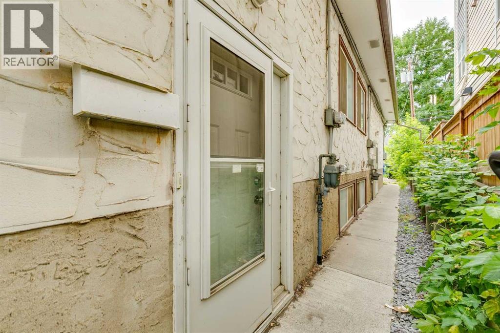 715 5 Street NE - 4
