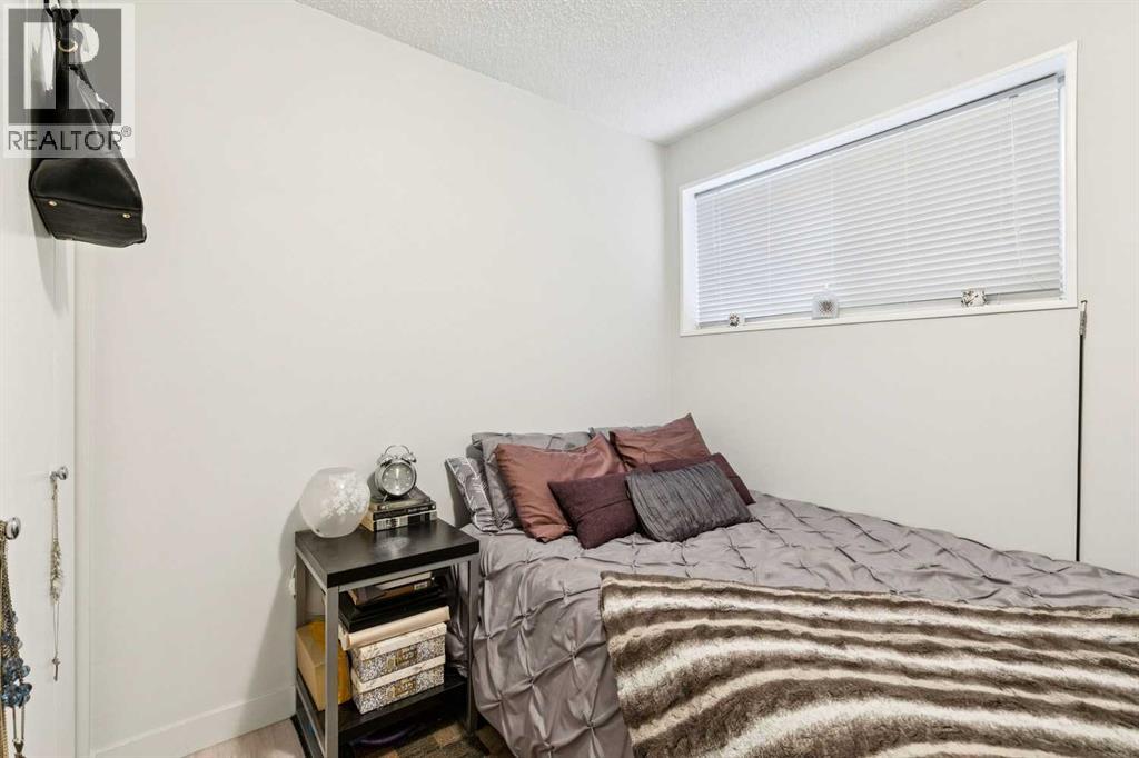 715 5 Street NE - Image 21