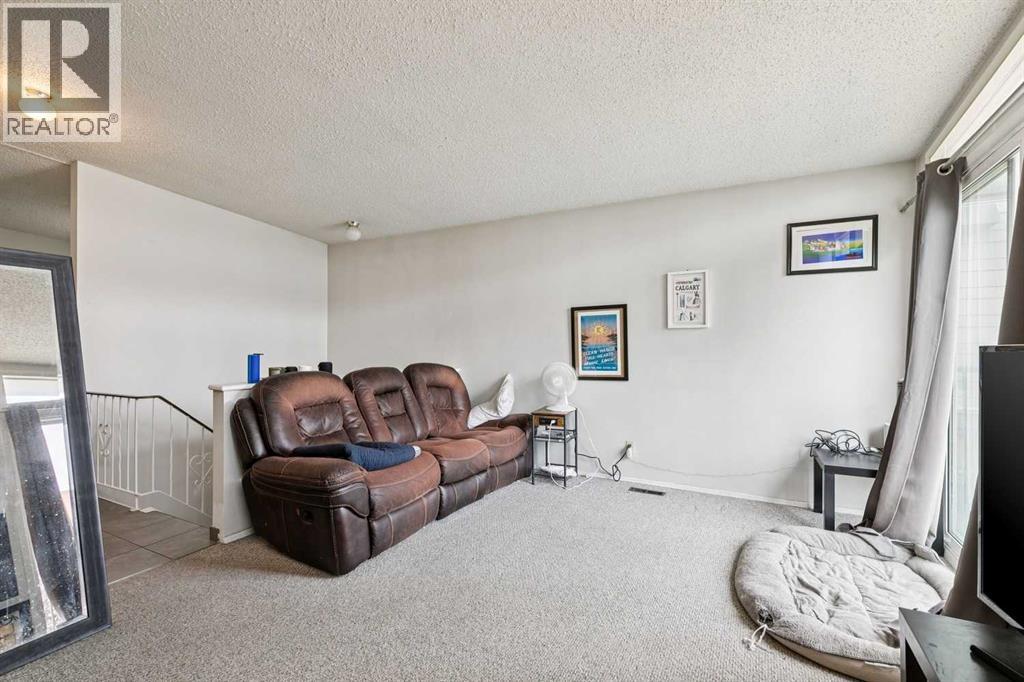 715 5 Street NE - Image 43