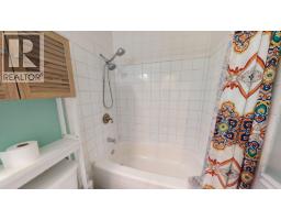 2634 Springfield Road, Kelowna, BC V1X1B8 Photo 18