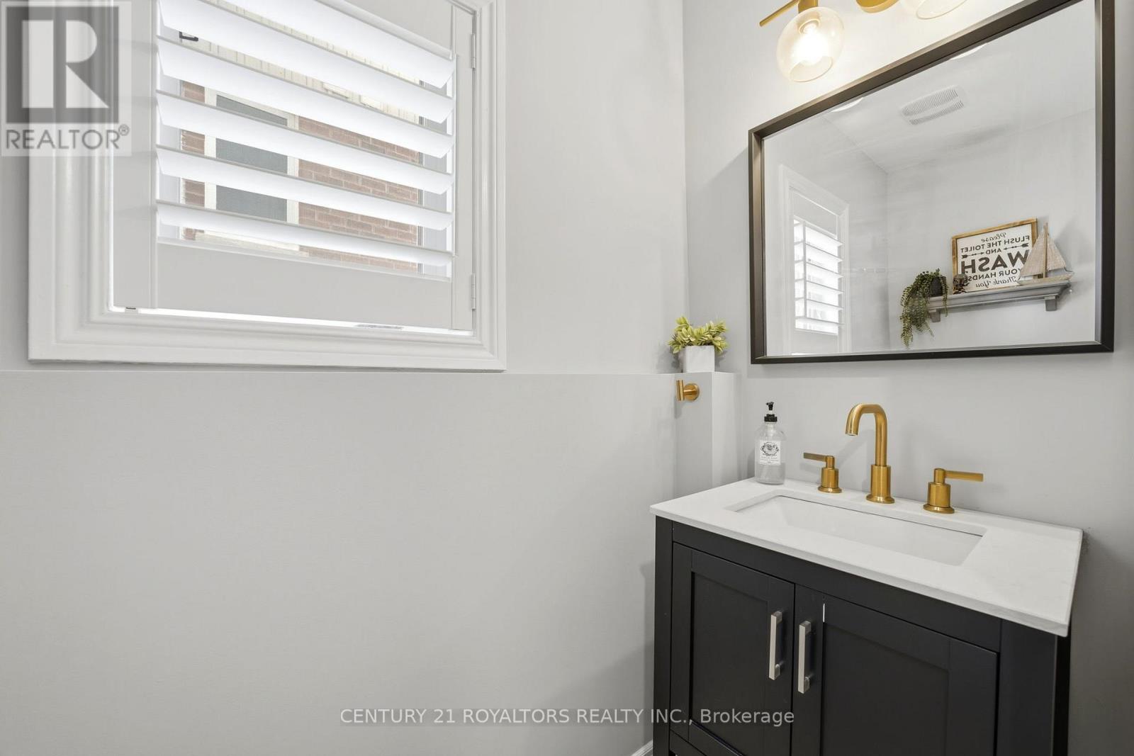 74 LATIMER AVENUE - 17
