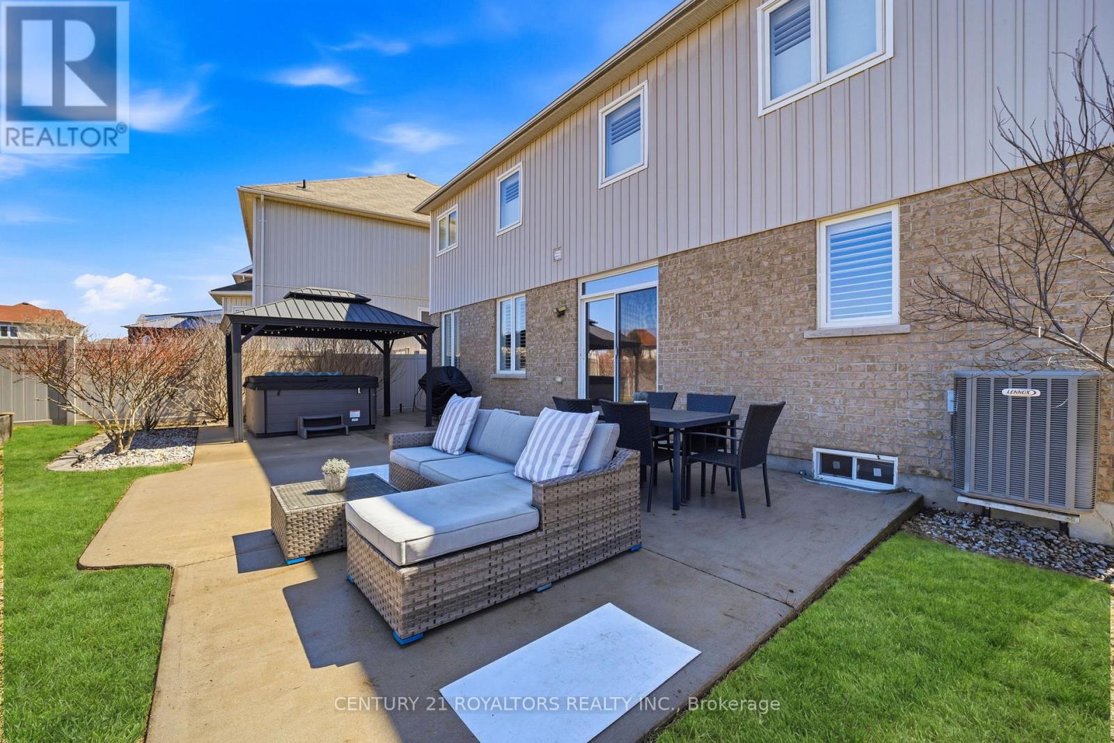 74 LATIMER AVENUE - 42
