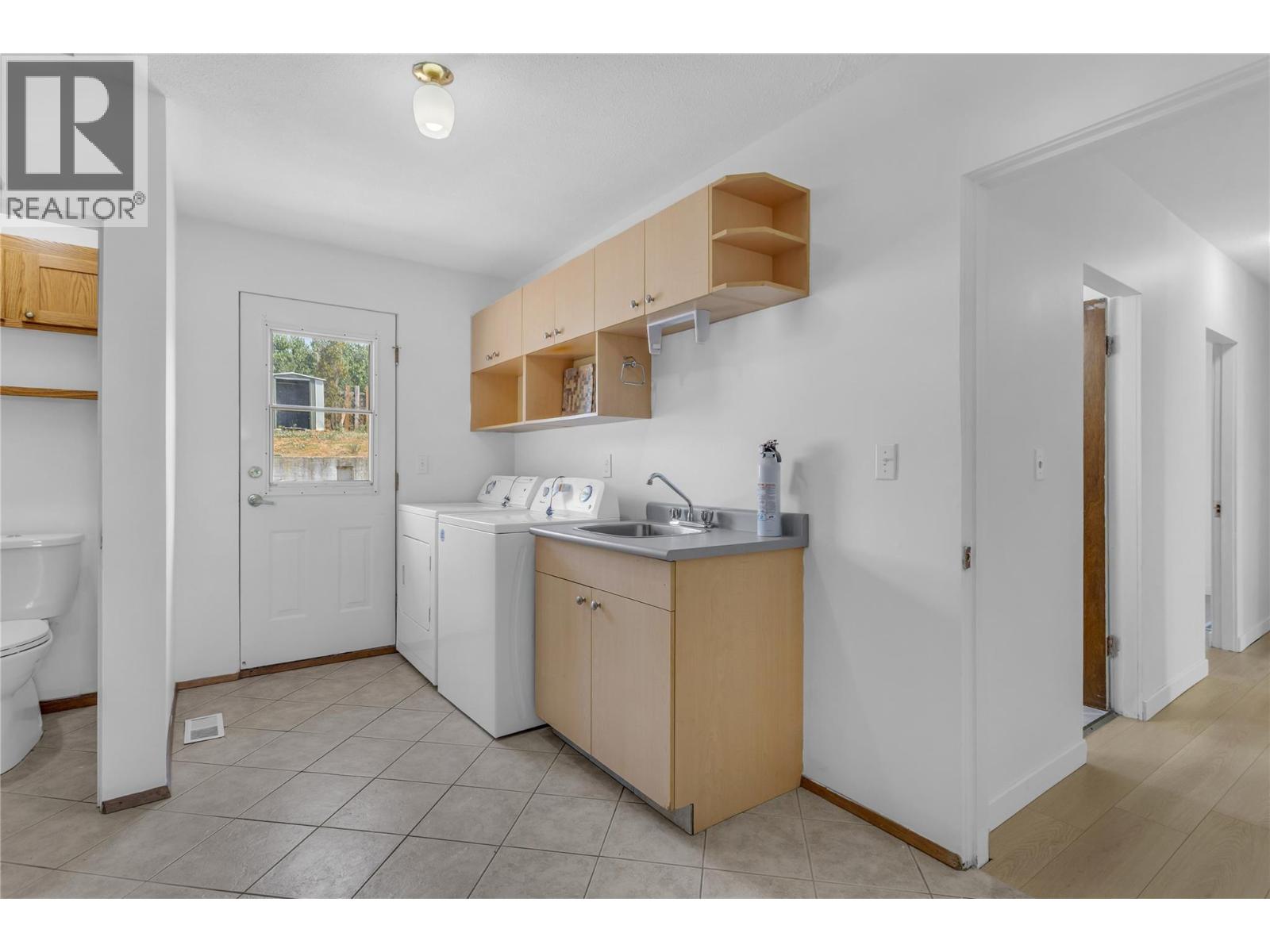 864 McKenzie Road - 9