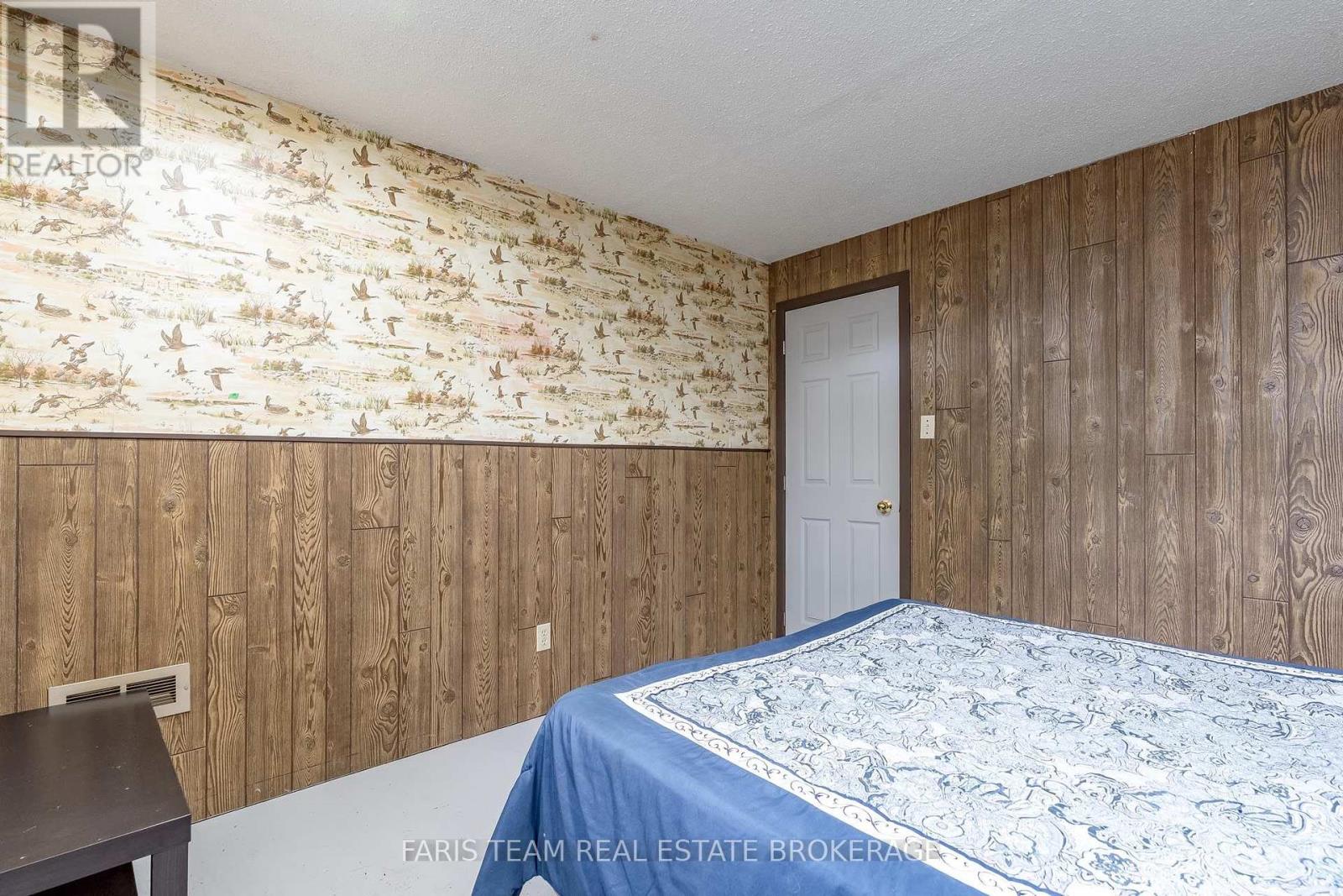 207 WARNICA ROAD - Image 20