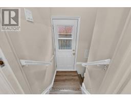 18 Elderfield Crescent, Toronto, ON M9C3K7 Photo 23