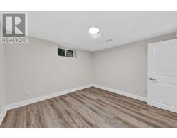 18 Elderfield Crescent, Toronto, ON M9C3K7 Photo 35