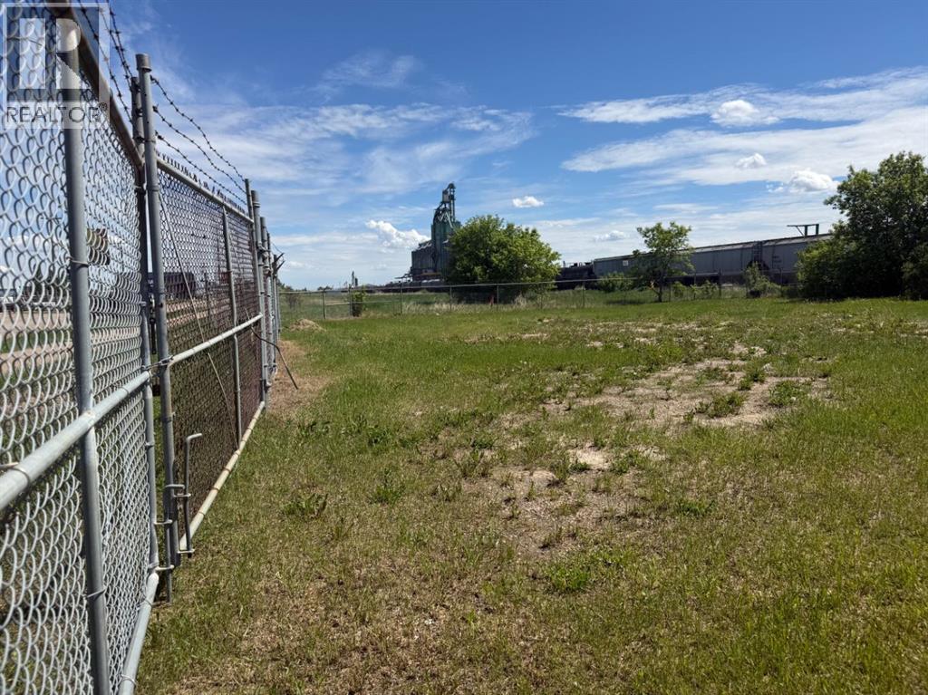4719 Railway Avenue - Photo 8