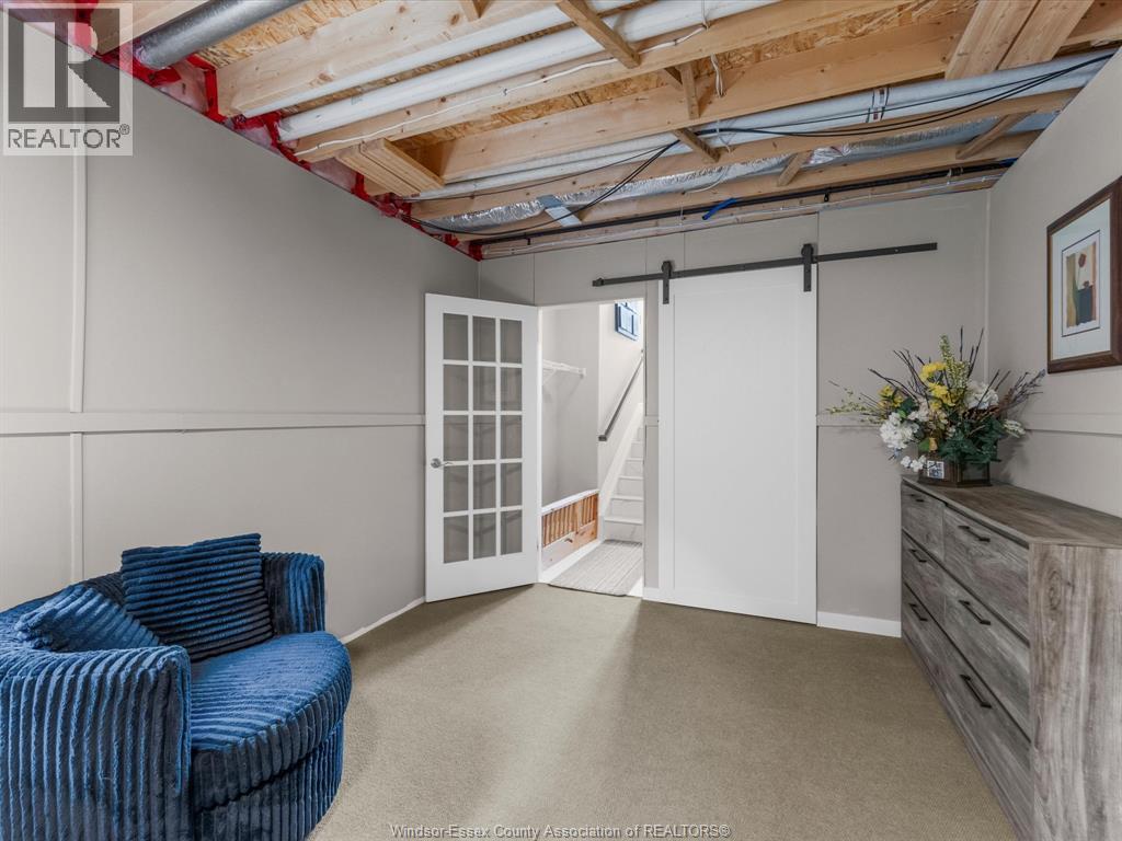 9 SHAW DRIVE - 21