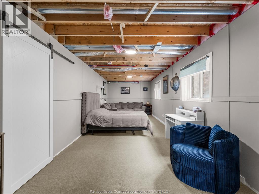 9 SHAW DRIVE - 19
