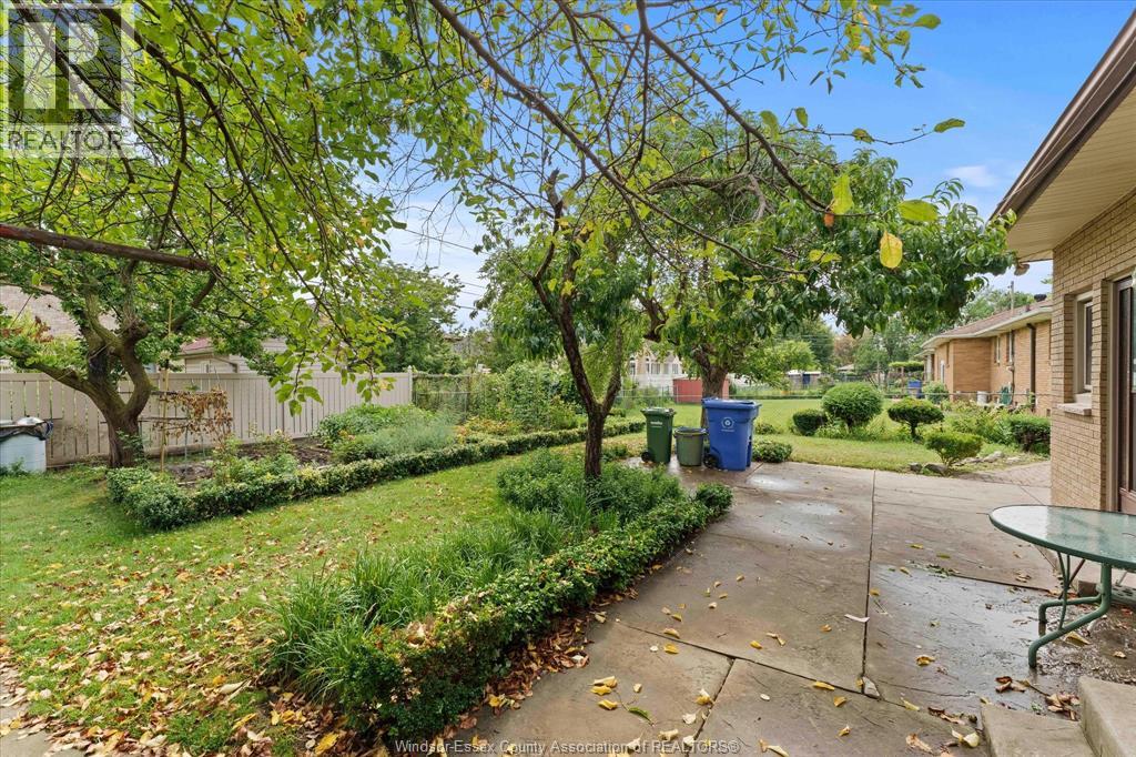 1782 RANDOLPH AVENUE - 32