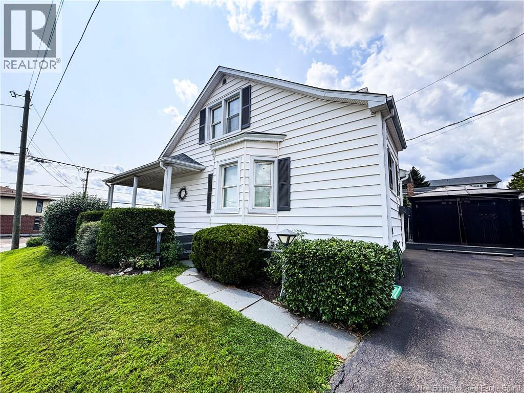 641 Acadie - 49