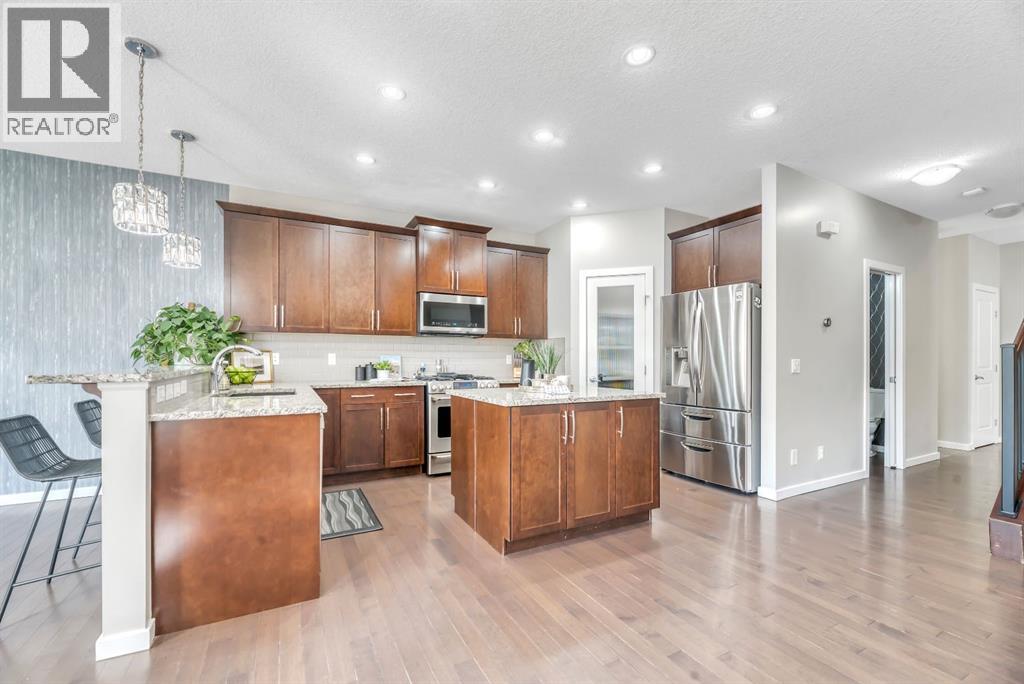 31 Mahogany Way SE, Calgary — photo 2