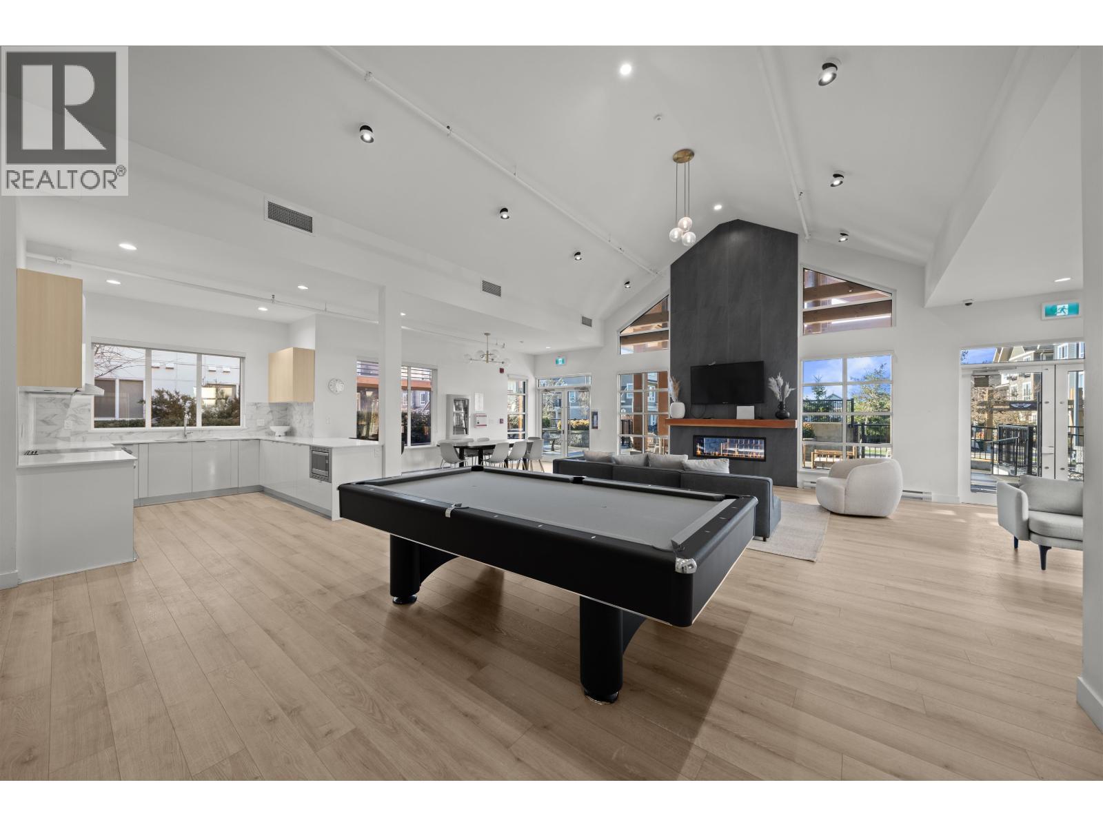 219 1792 STARLING DRIVE, Tsawwassen