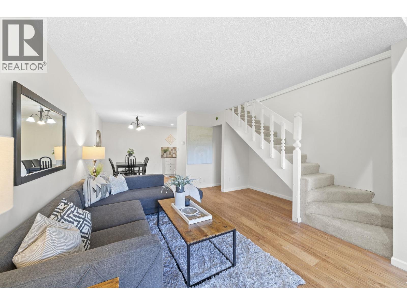4896 47A AVENUE, Delta — photo 2