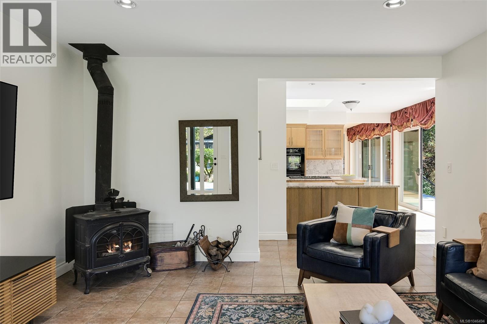1682 Charlton Rd - 22