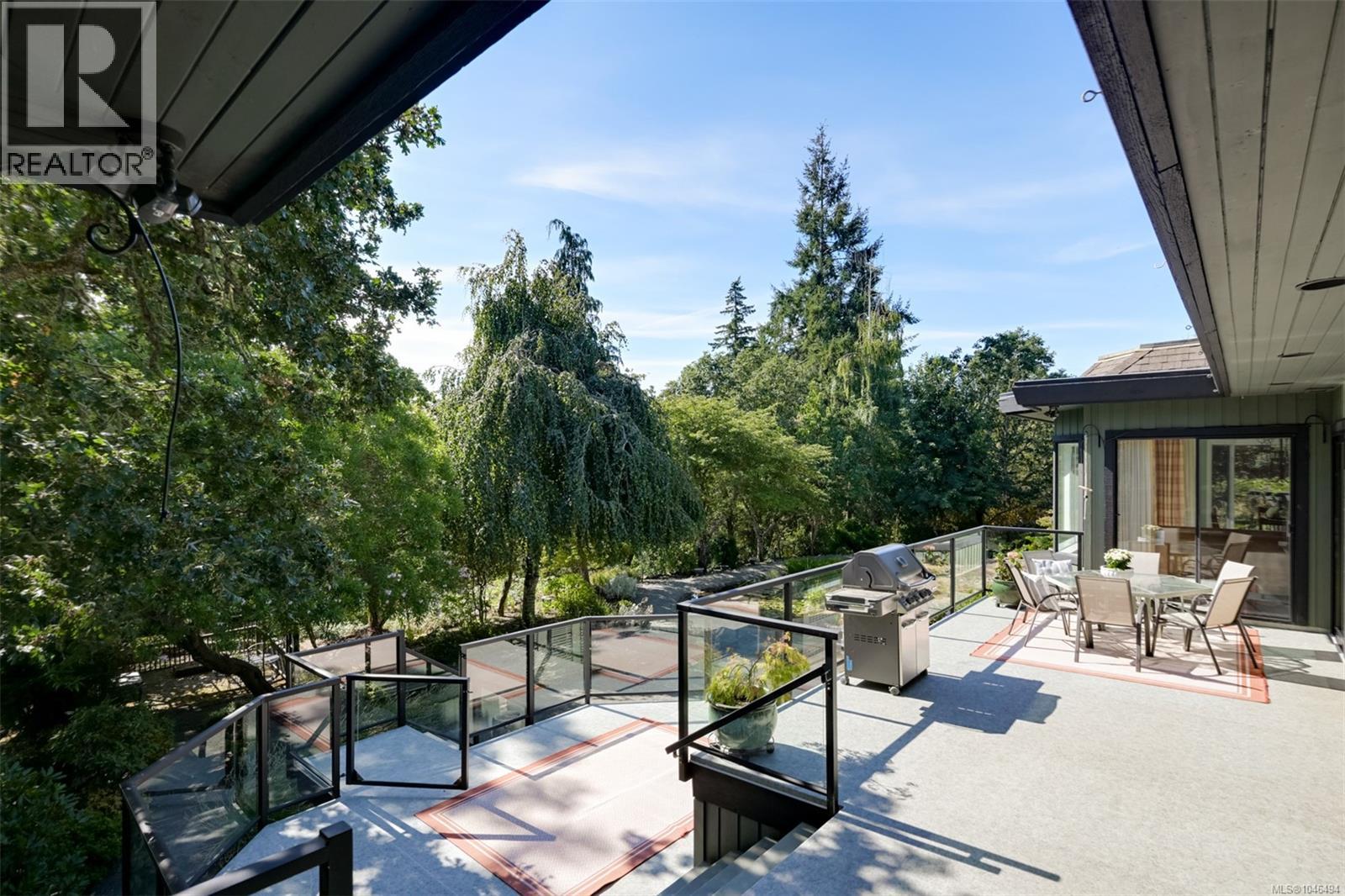  1682 Charlton Road, Saanich