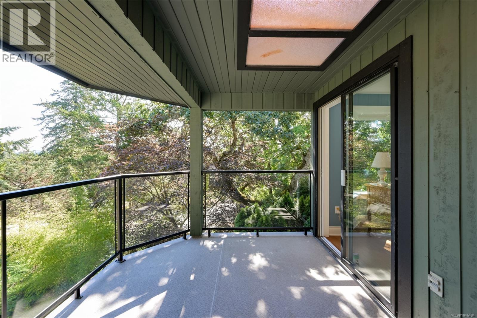  1682 Charlton Road, Saanich