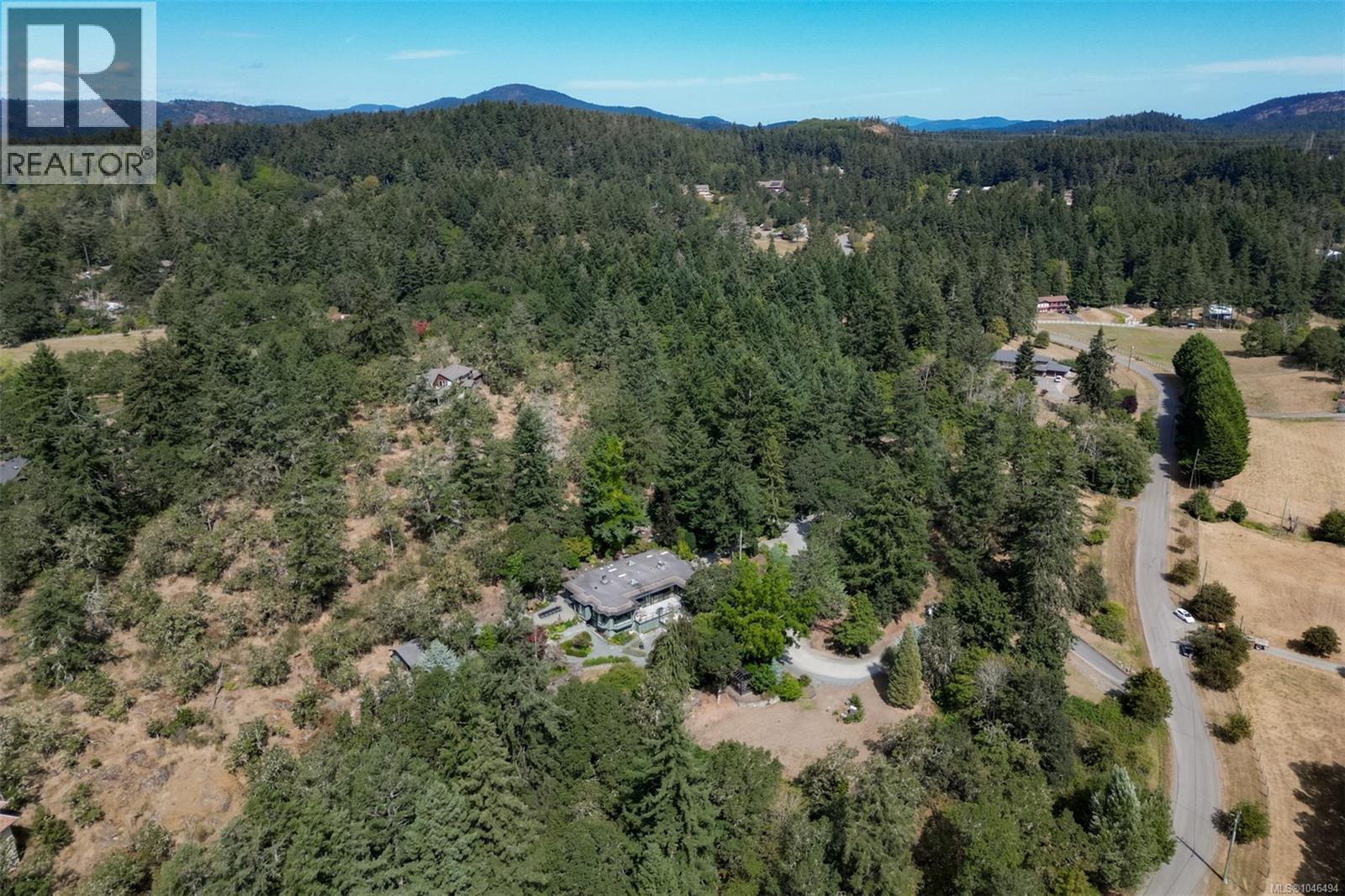  1682 Charlton Road, Saanich