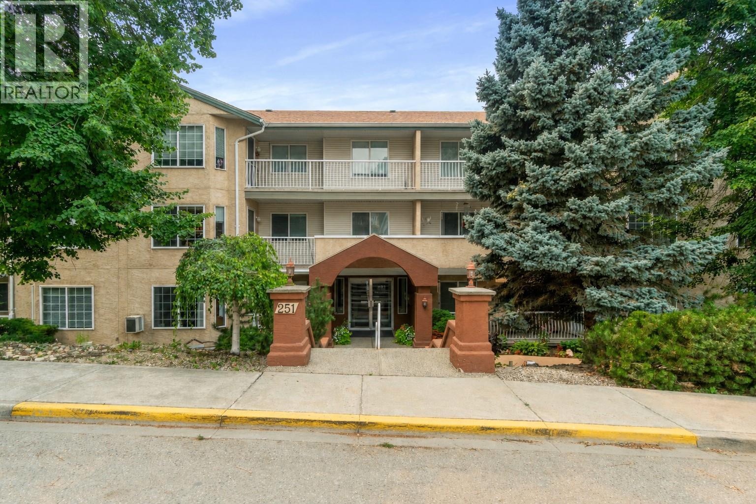 251 6 Street SE Unit# 303