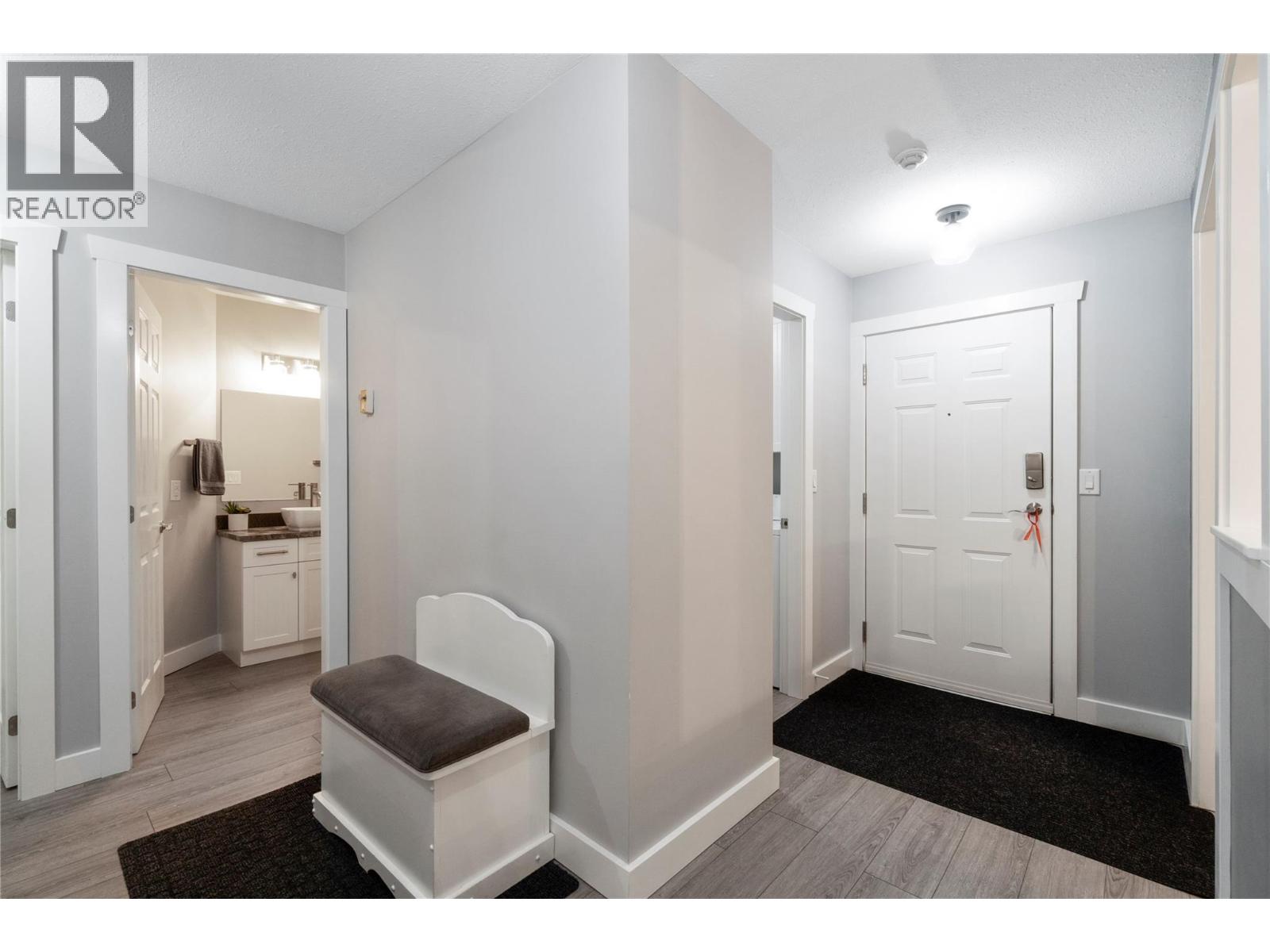 #303 251 6 Street SE - 16