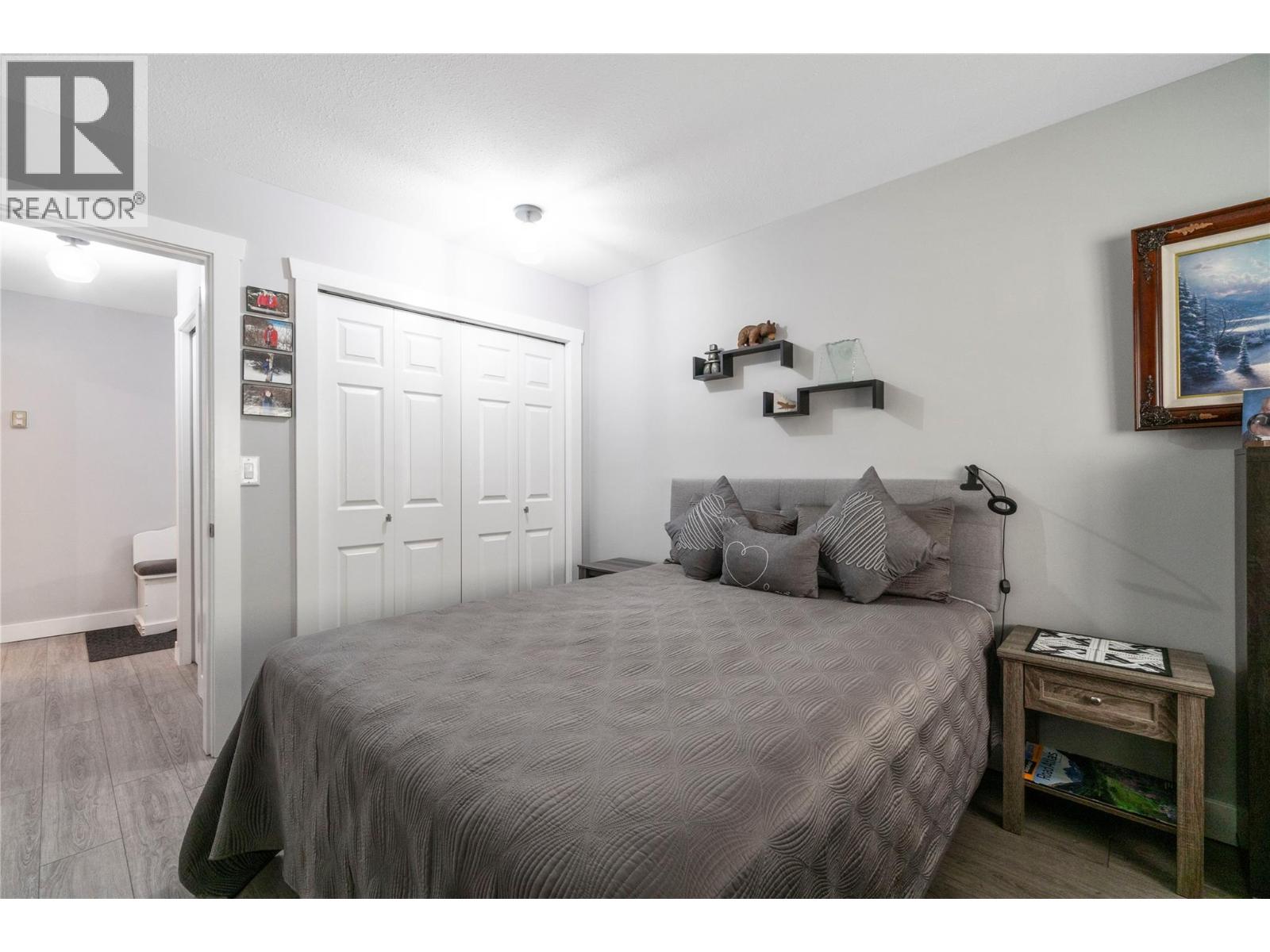#303 251 6 Street SE - 22