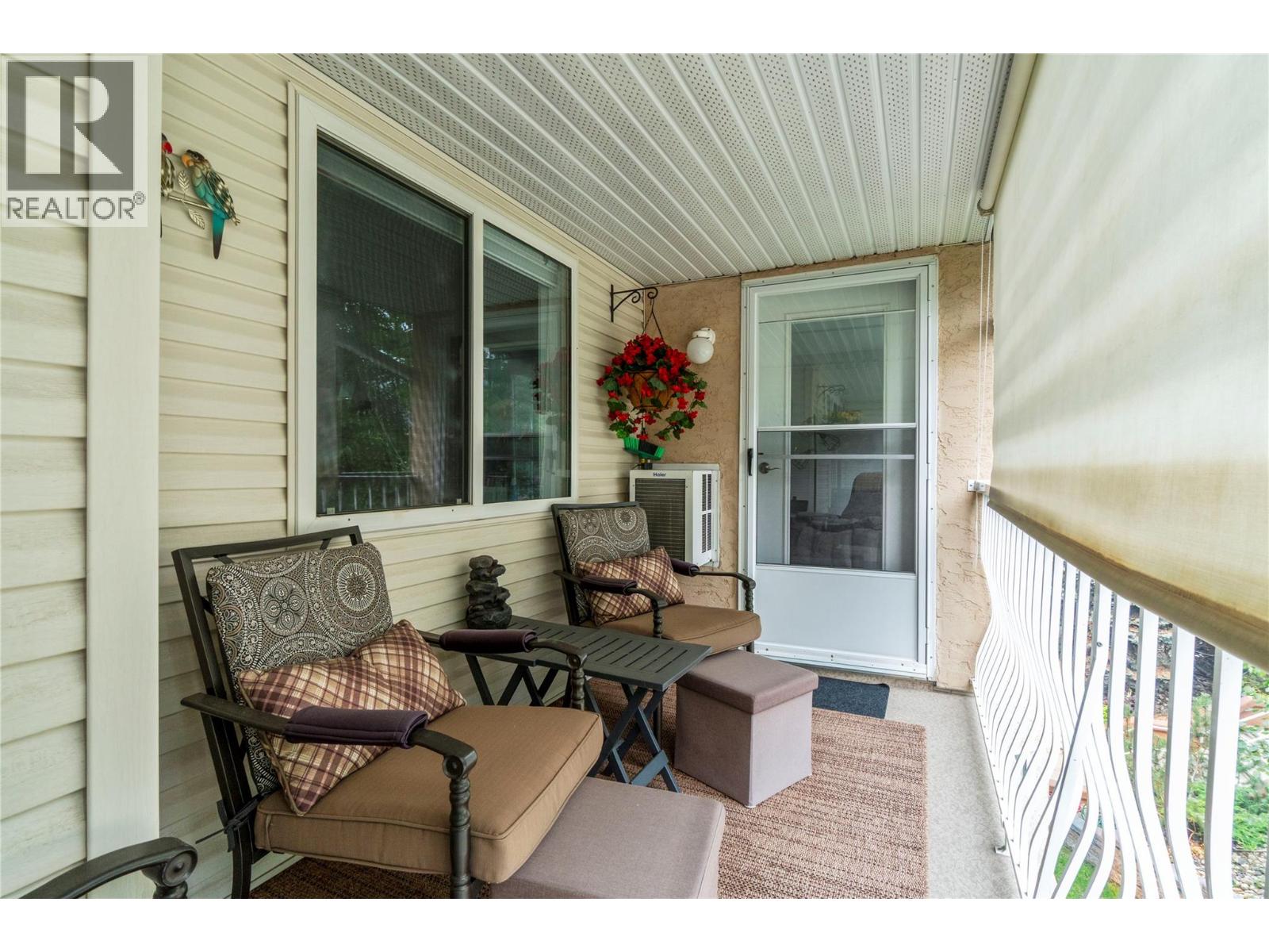 #303 251 6 Street SE - 25