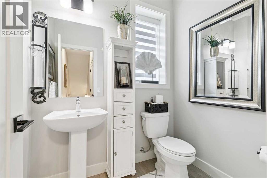 17 Royal Elm Green NW - 12