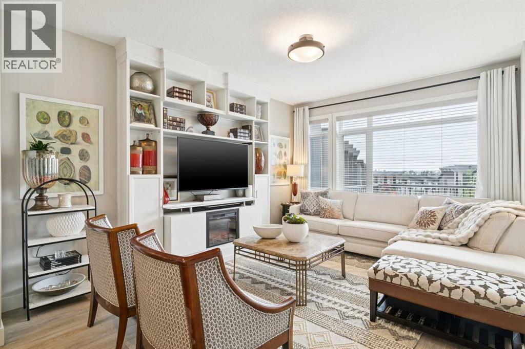 17 Royal Elm Green NW - 2