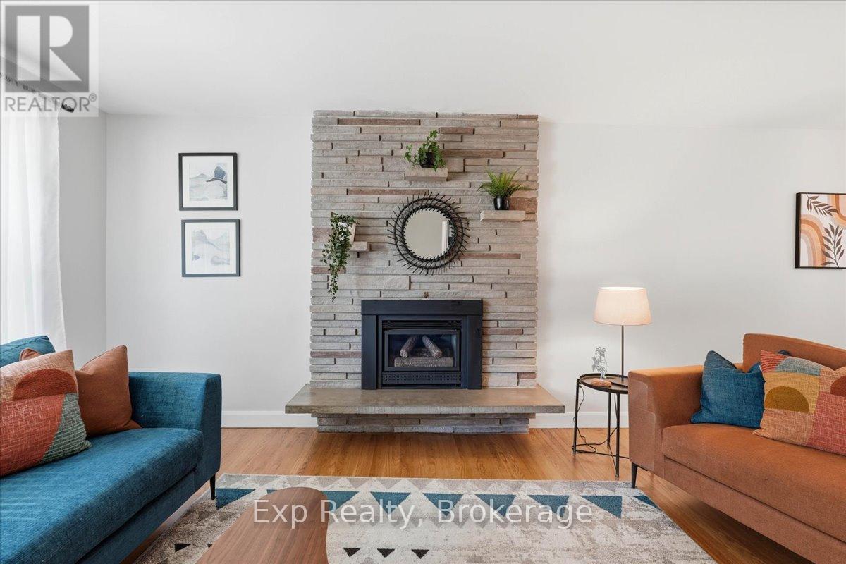 48 MELROSE CRESCENT - Image 6