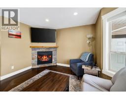 4pc Bathroom - 660 20 Street Ne Unit# 1, Salmon Arm, BC V1E2K9 Photo 10